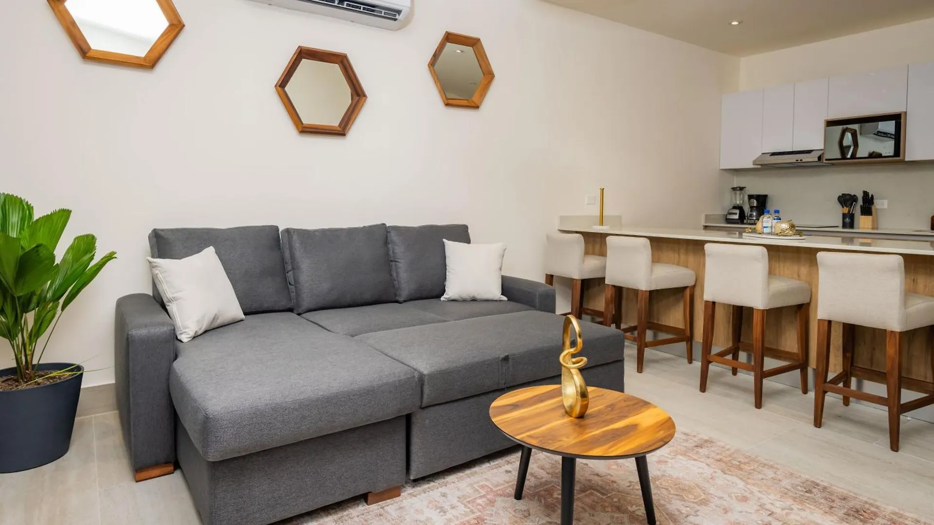 Cumbres Garden Cancun Apartamentos Modernos 0*,