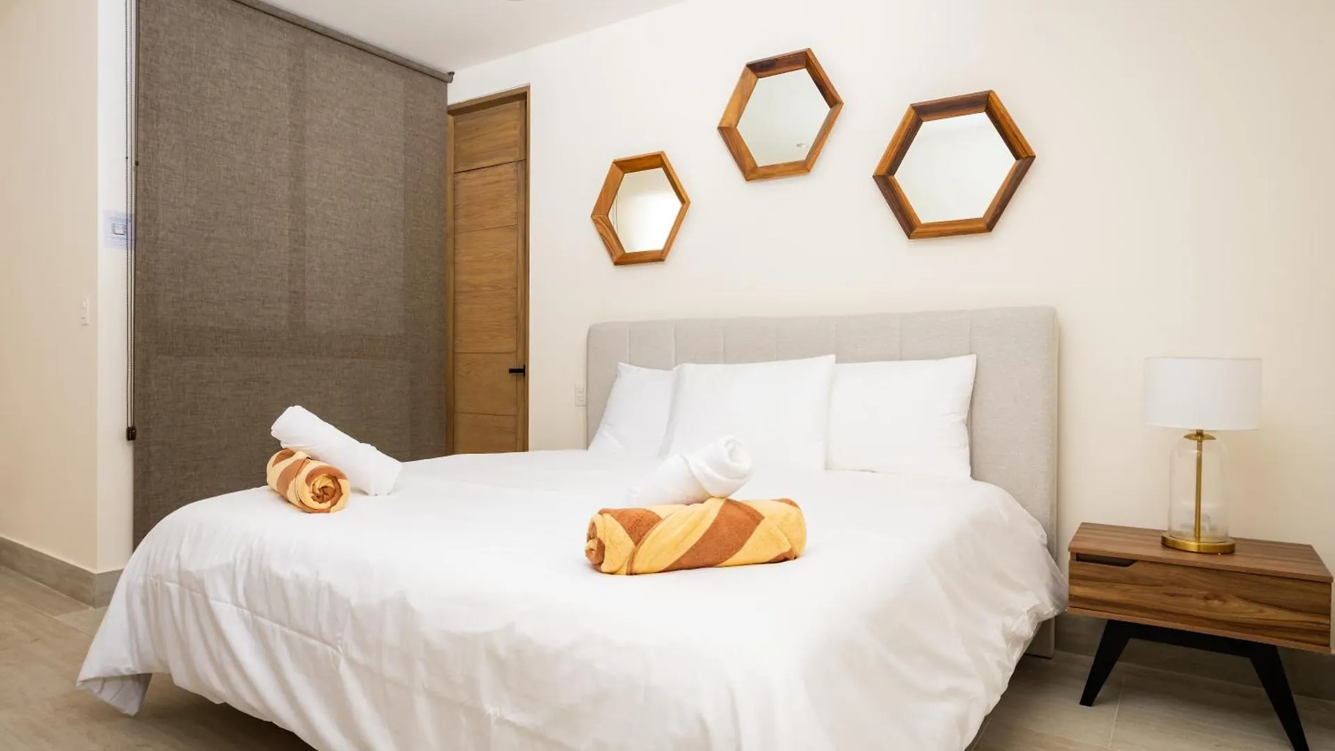 Cumbres Garden Cancun Apartamentos Modernos Lägenhet